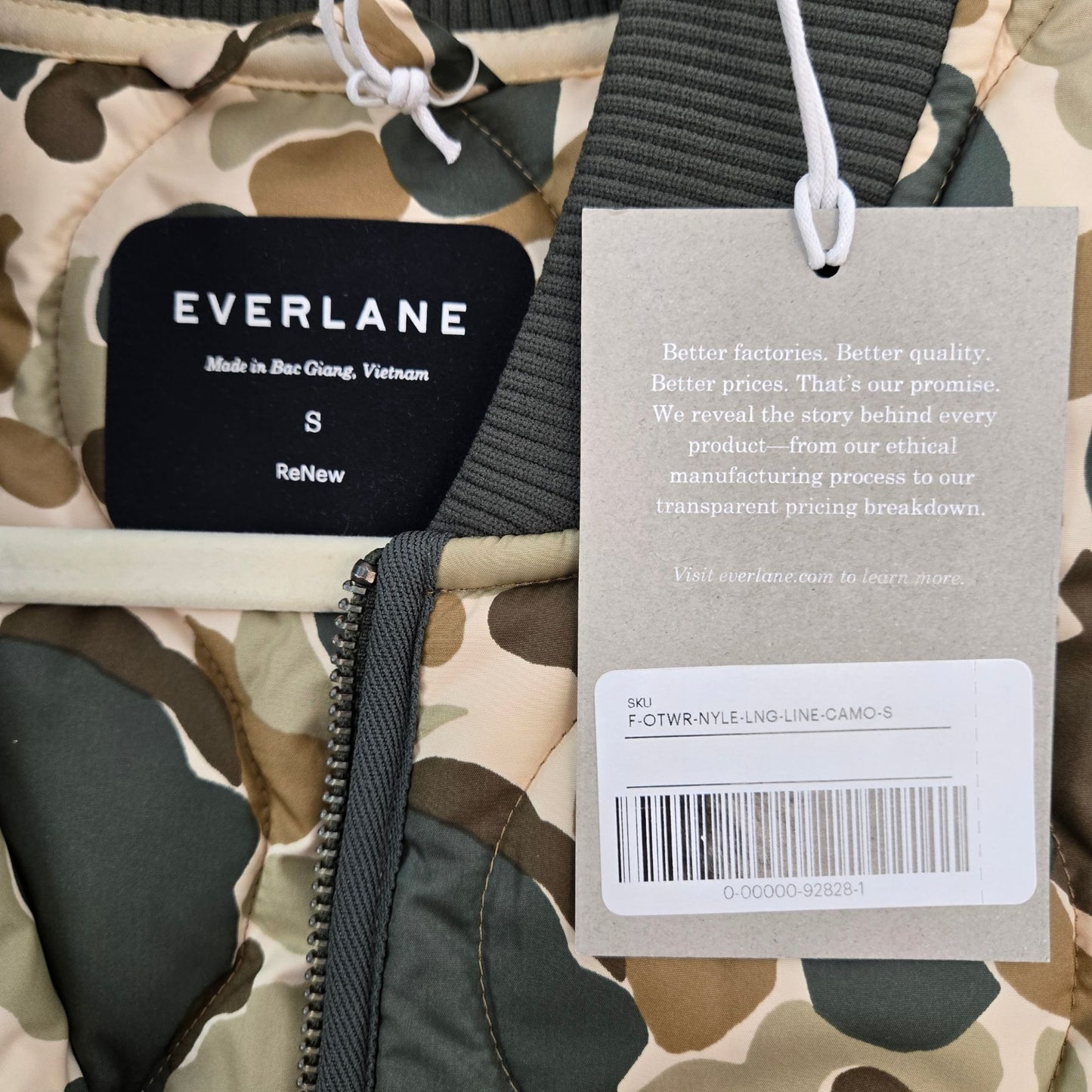 NWT Everlane The ReNew Long Liner Camouflage Full Zip Jacket Size Small