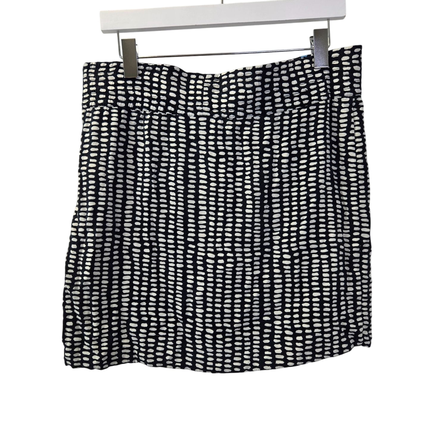 Cabi 100% Viscose Reversible Faux Wrap Graphic Print Mini Skirt Size Large (est)