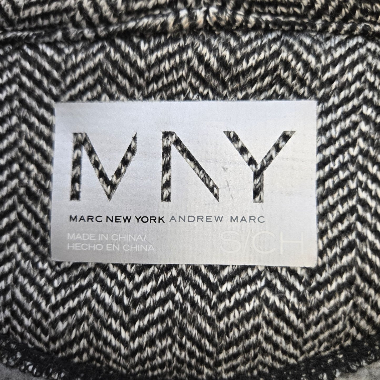 Marc New York Andrew Marc Chevron Print Full Zip Activewear Jacket Size Small
