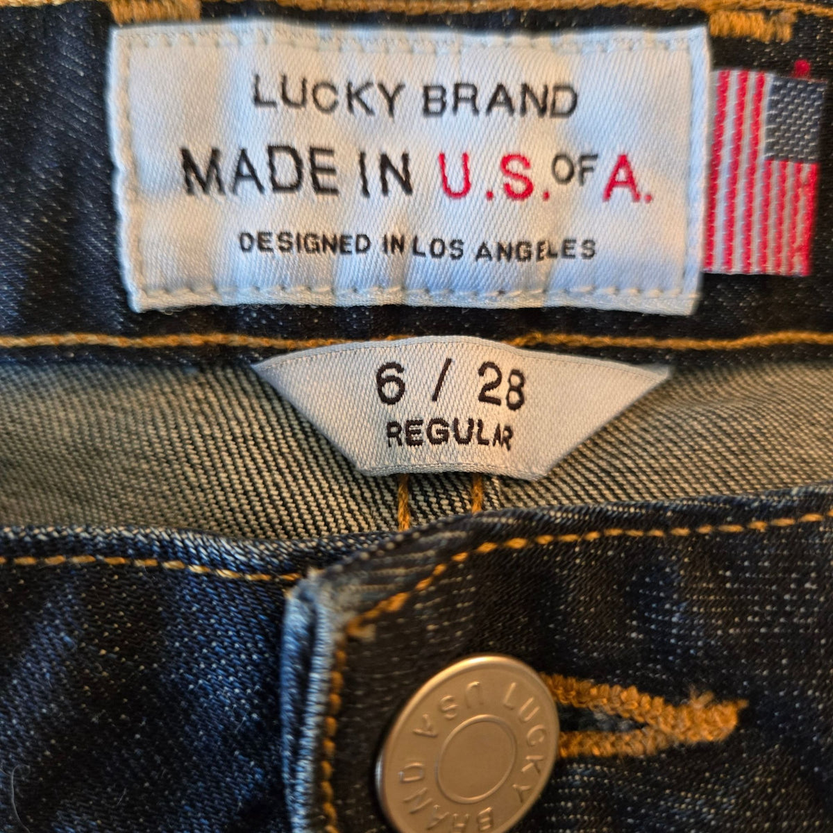Lucky Brand White Oak Cone Denim Lolita Boot Cut Jeans Size 6