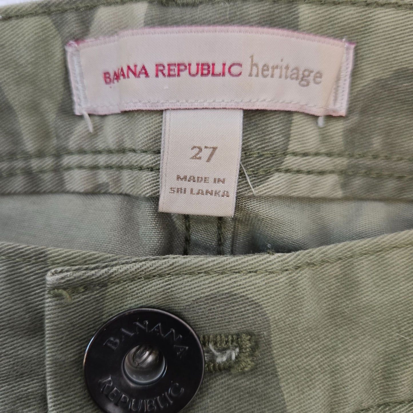 Banana Republic Heritage Fit Camouflage Zip Ankle Pants Size 27