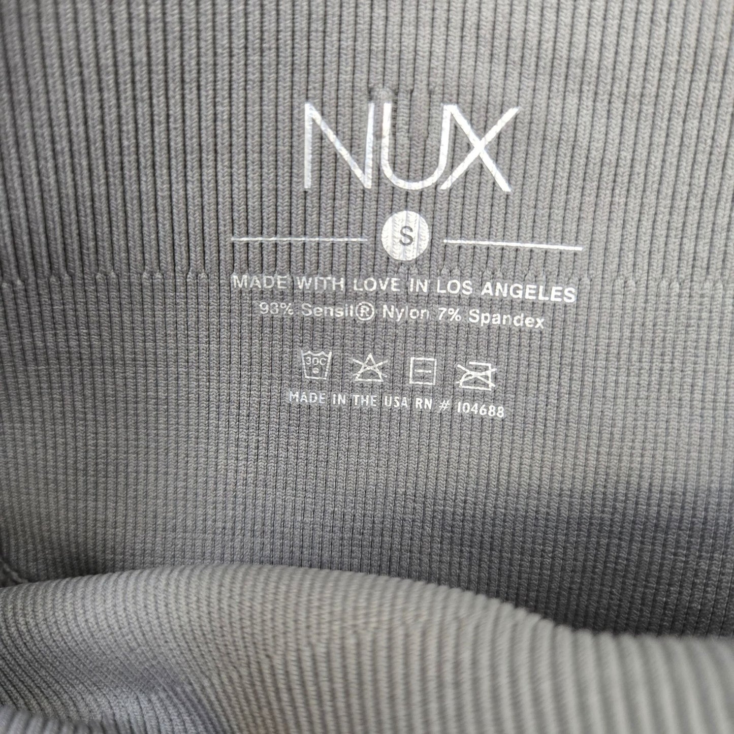 NWOT Nux Seamless Leggings Size Small