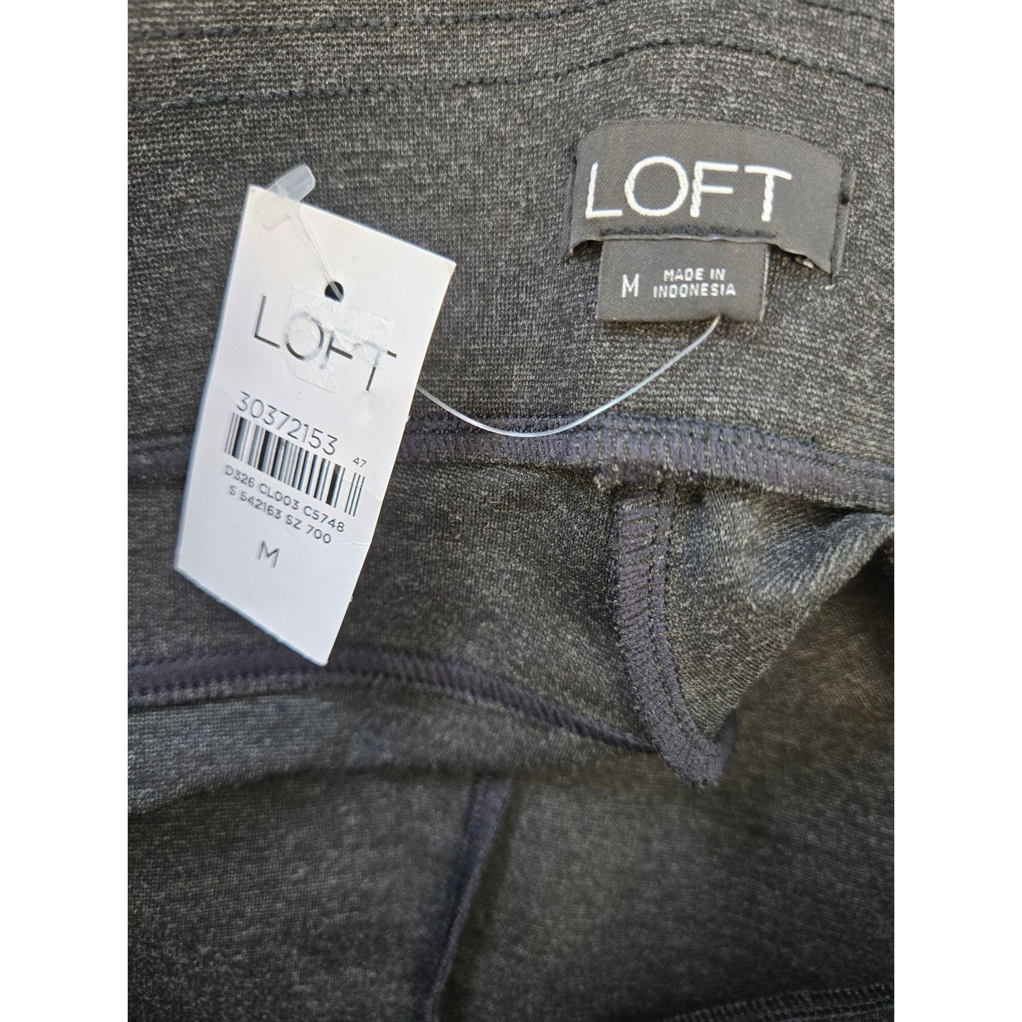 NWT Loft Ponte Ankle Skinny Pants Size Medium