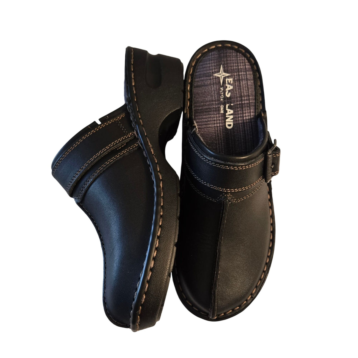 Eastland Mae Leather Clogs Size 7.5