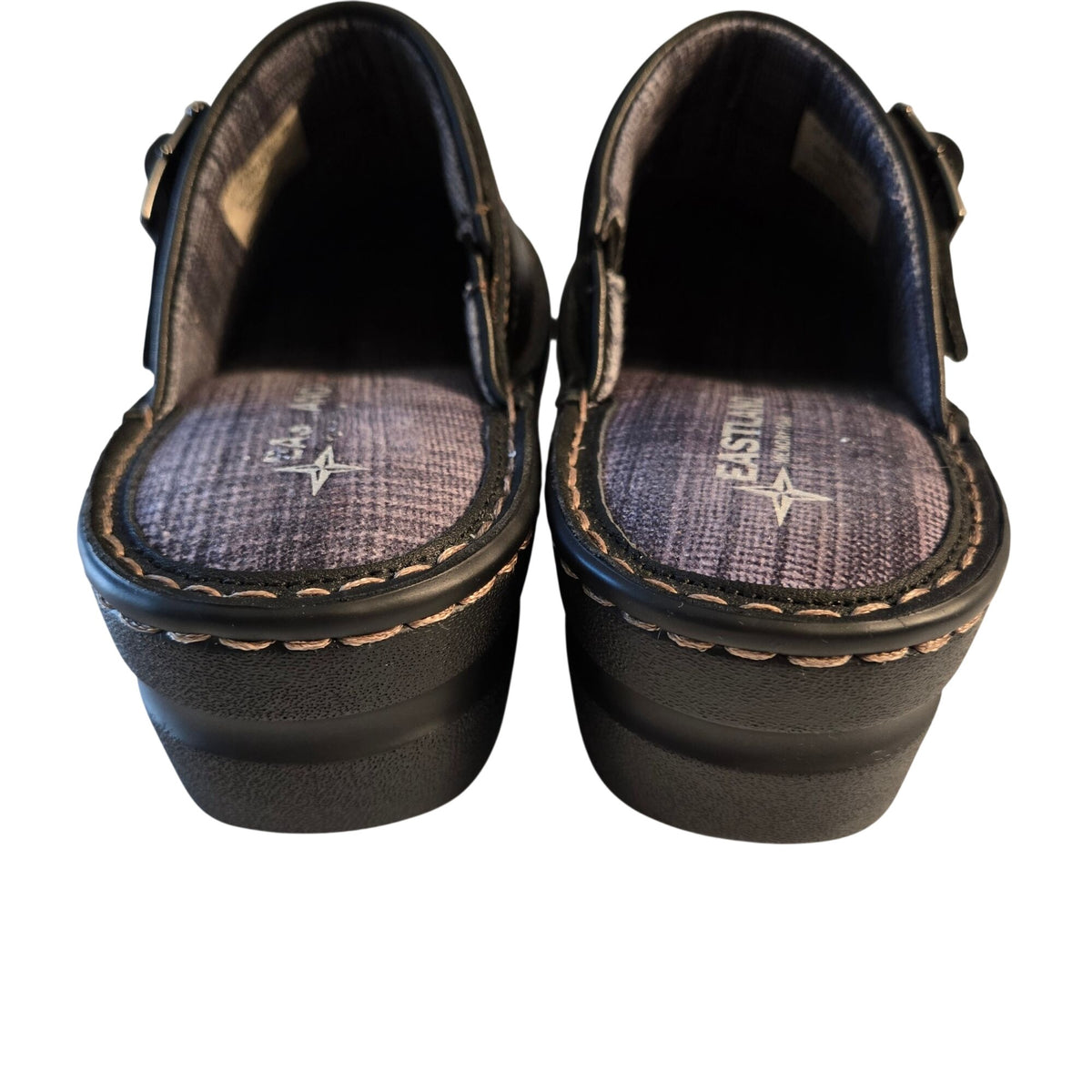 Eastland Mae Leather Clogs Size 7.5