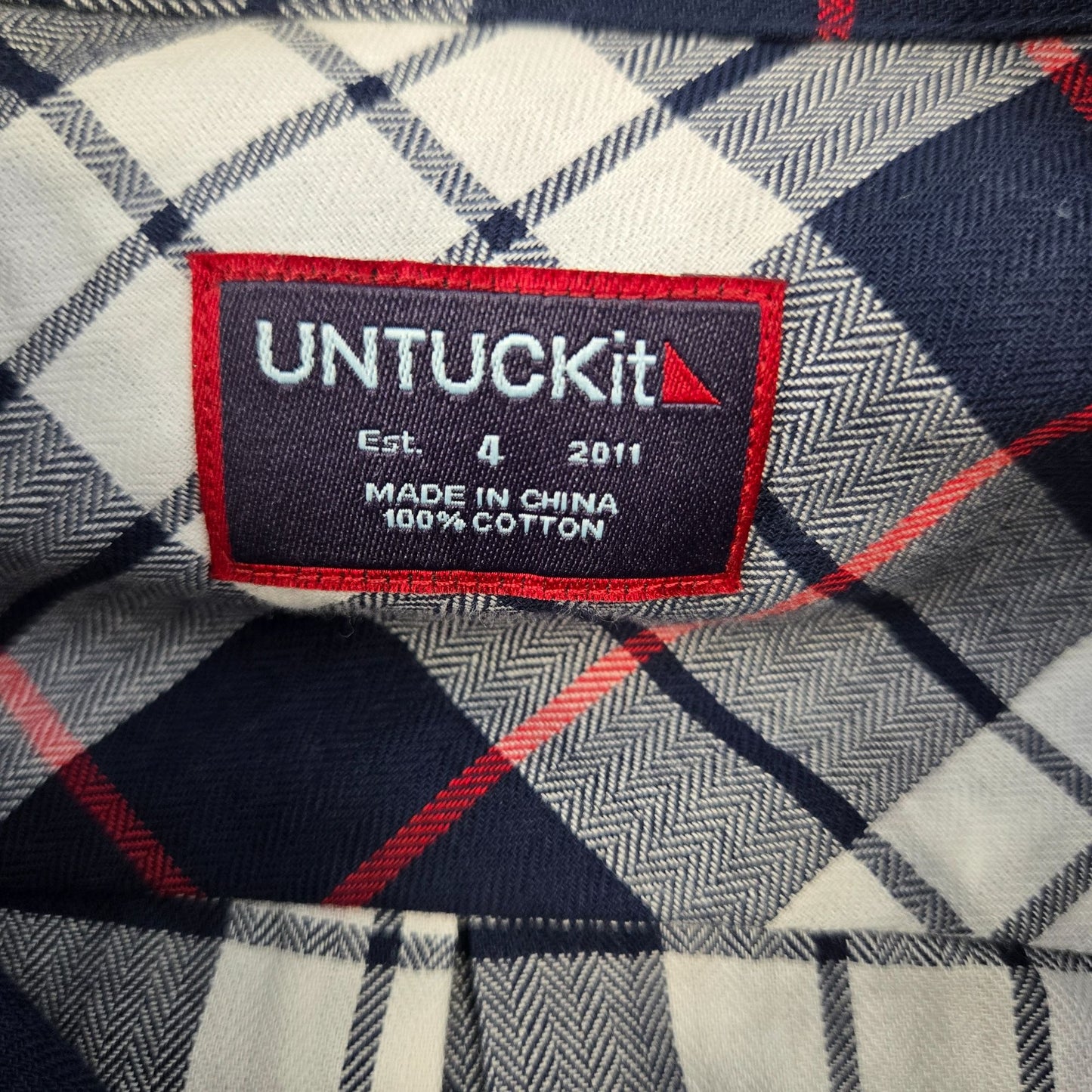 NWT UNTUCKit  Citra Plaid Long Sleeve Button Down Shirt Size 4