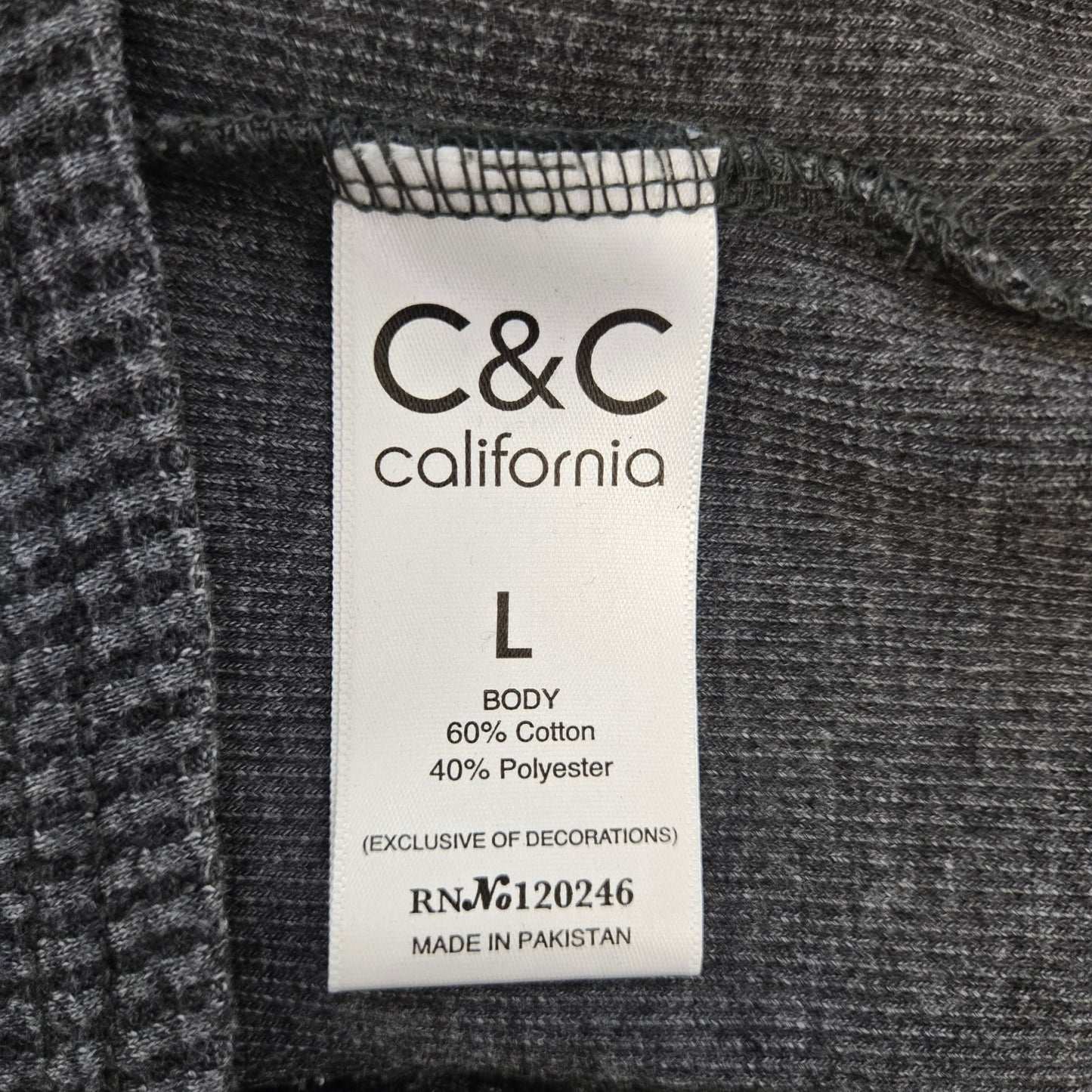 C&C California Waffle Knit V-Neck Sweatshirt Size Large