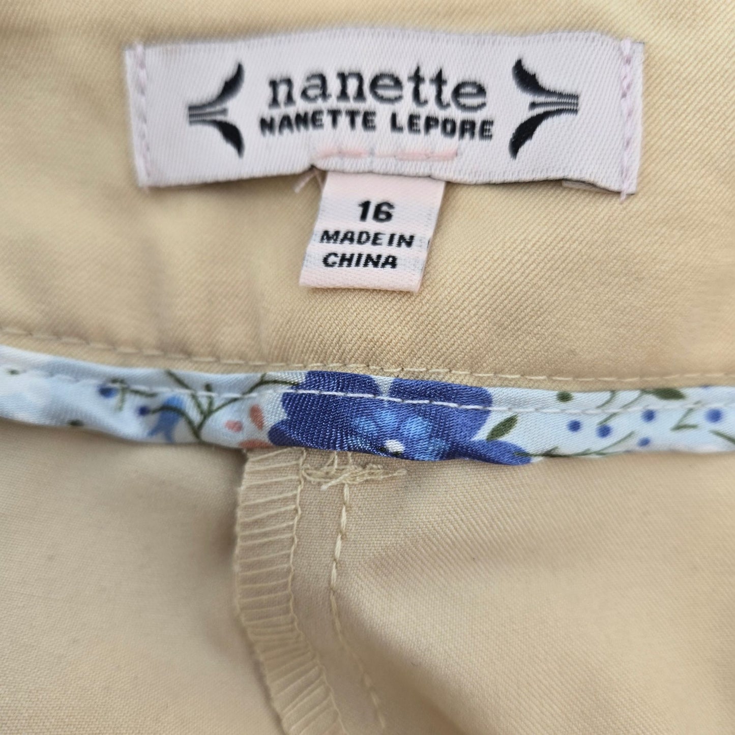 NWT Nanette Lepore Slightly Flared Crop Trouser Pants Size 16