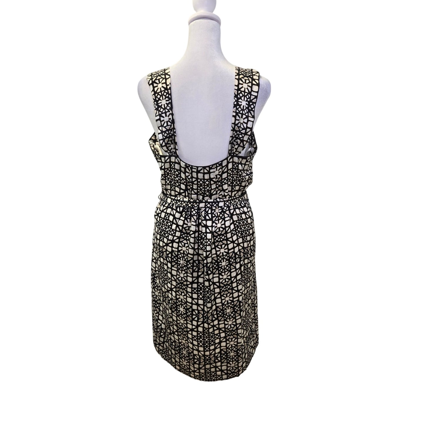 White House Black Market 100% Silk Graphic Print Belted Dress Size 10