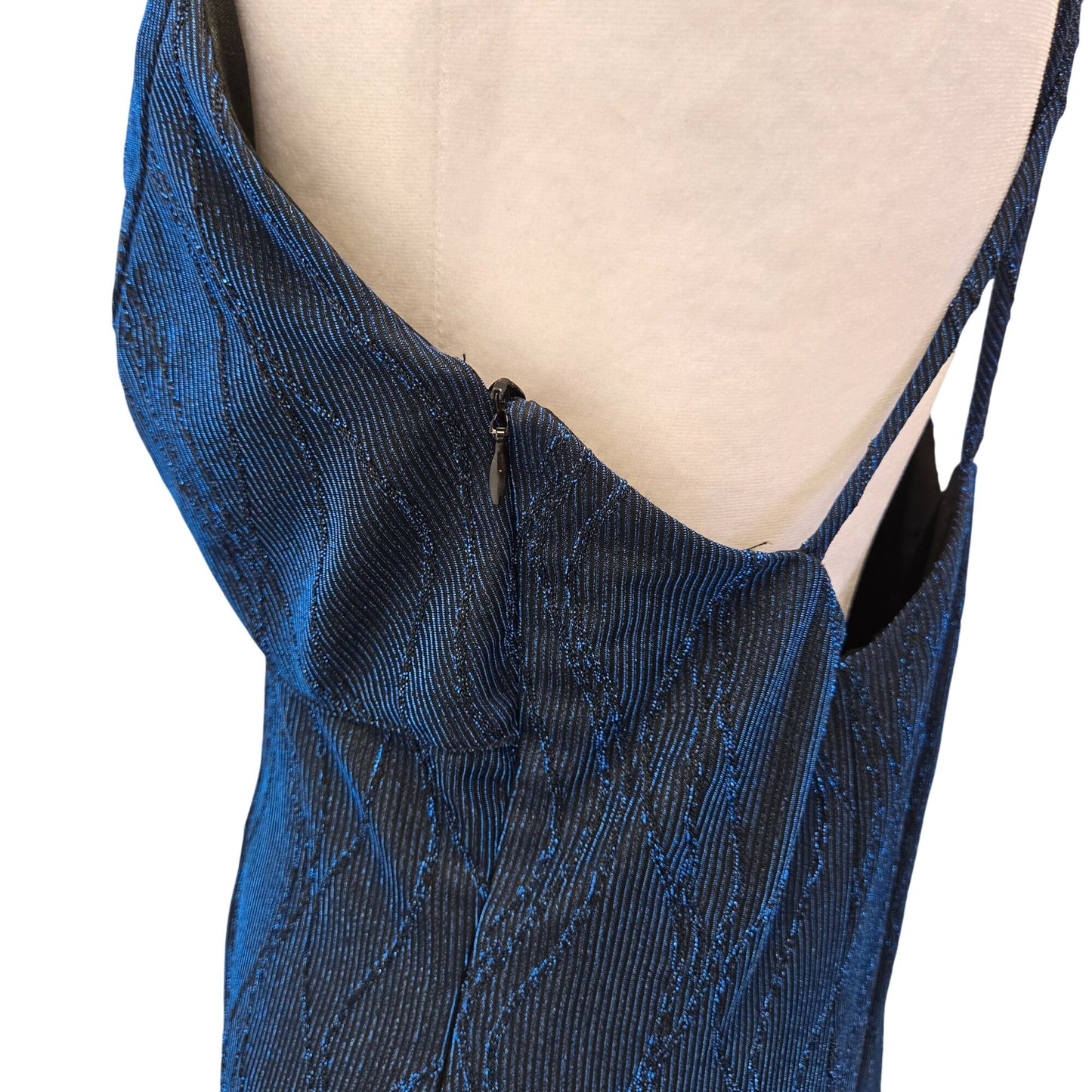 Scott McClintock Metallic Blue Wavy Texture Special Occasion Dress Size 8/10