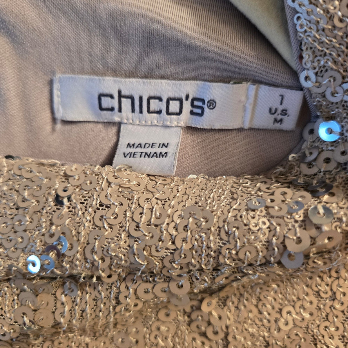 Chico's Sequin Funnel Neck Top Size Chico's 1/Medium