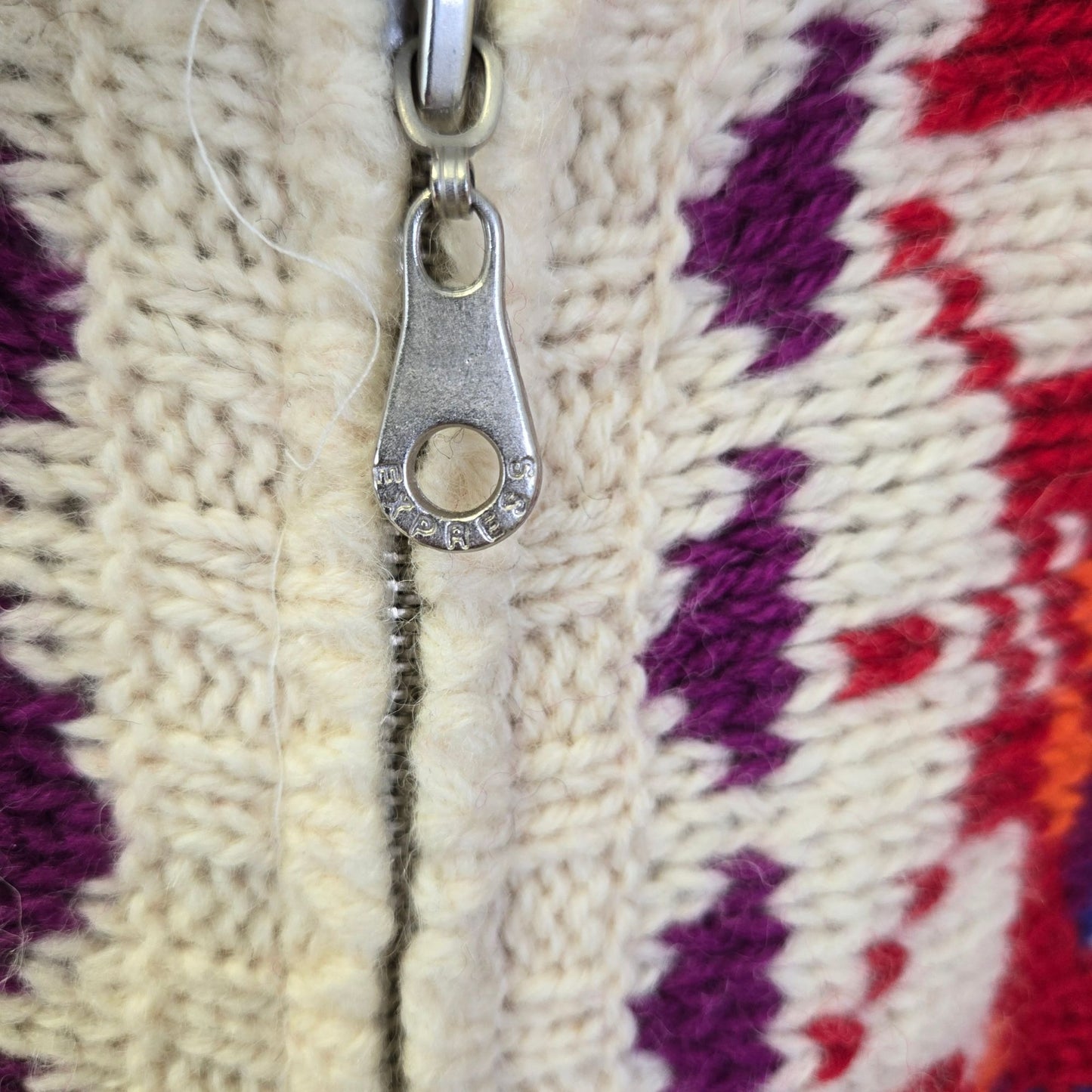 Express Tricot Vintage 100% Wool Fair Isle Print Full Zip Sweater Size Large