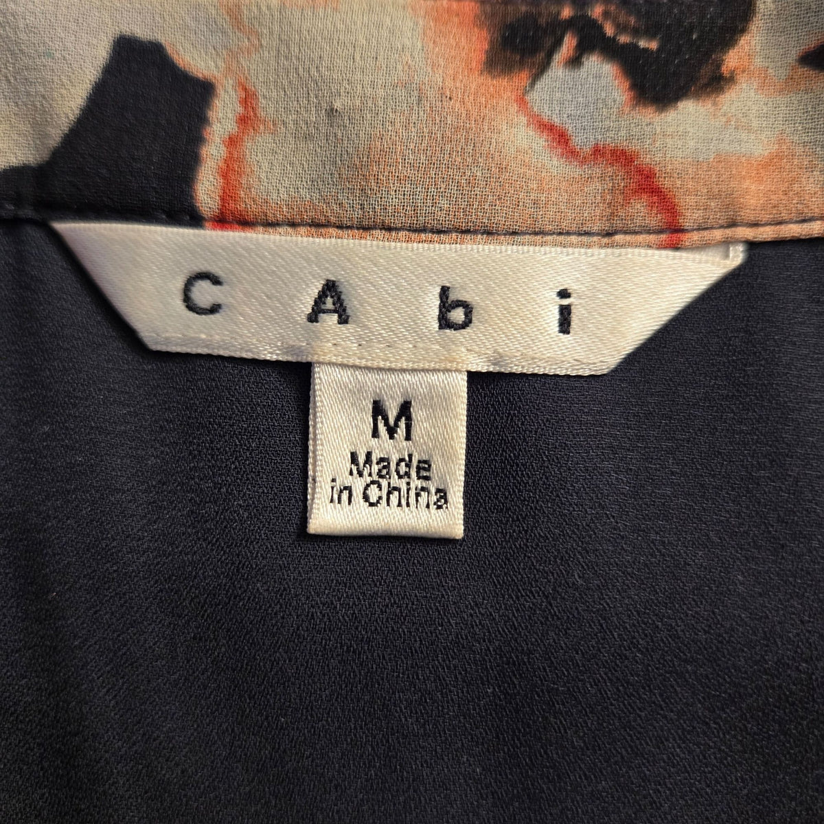 CAbi Floral Poppy V-Neck Blouse Size Medium