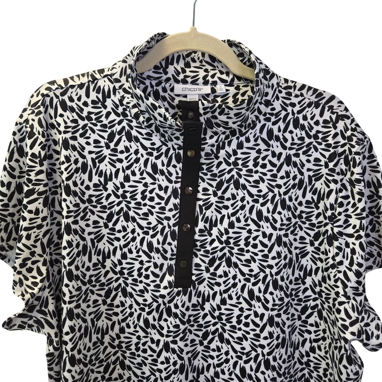NWT Chico's Zenergy UPF Points Snap Mock Neck Top Size Chico's 4/XXL