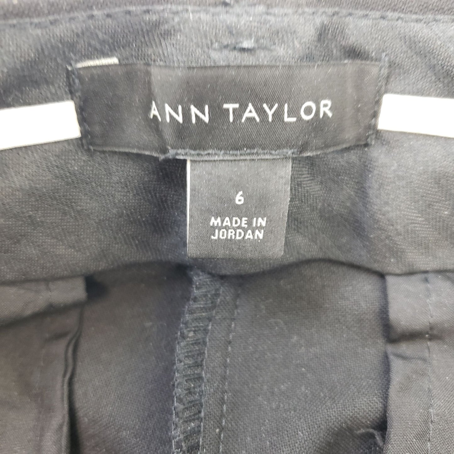 Ann Taylor Button Ankle Trouser Pants Size 6