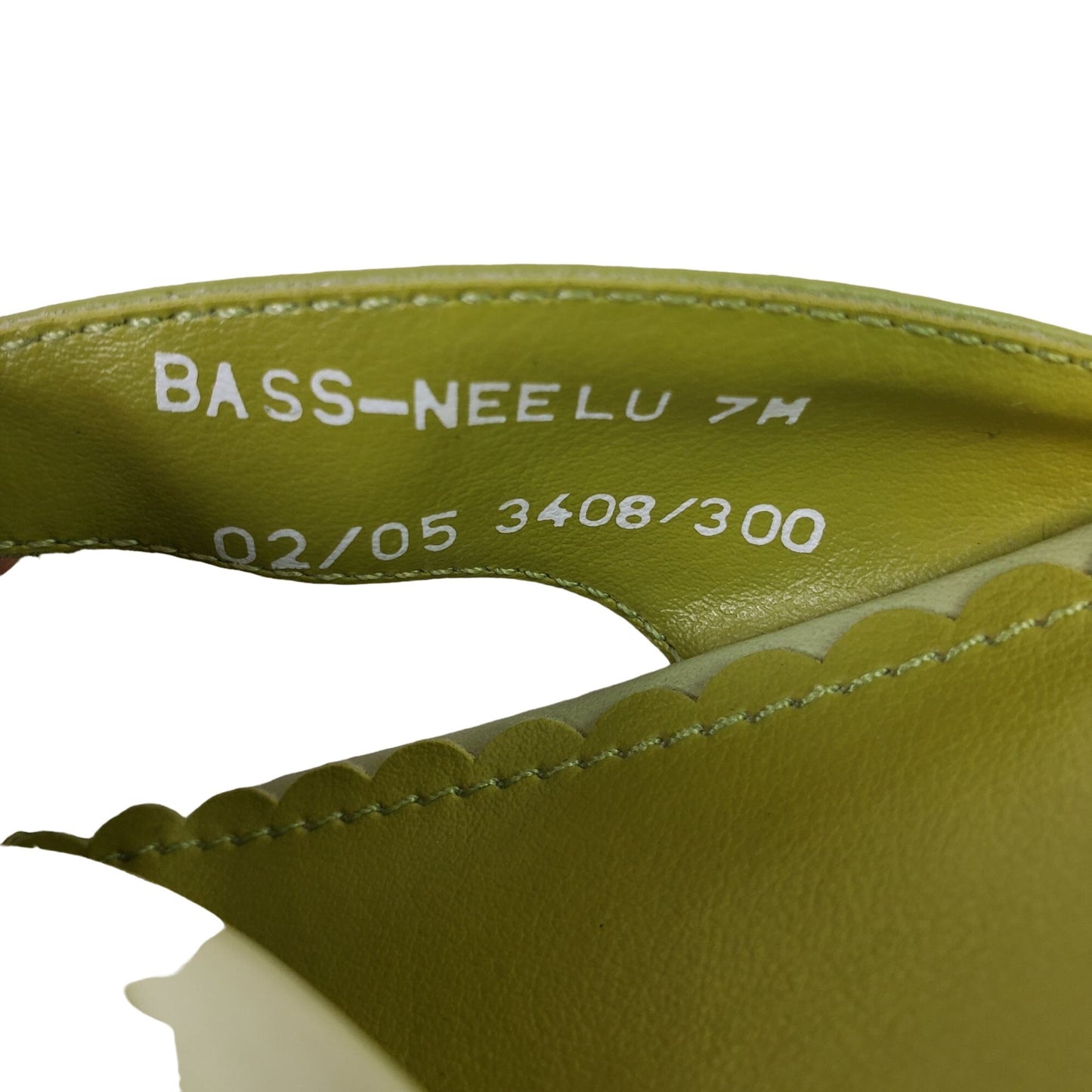 Bass Neelu Leather Lime Green Wedge Sandals Size 7