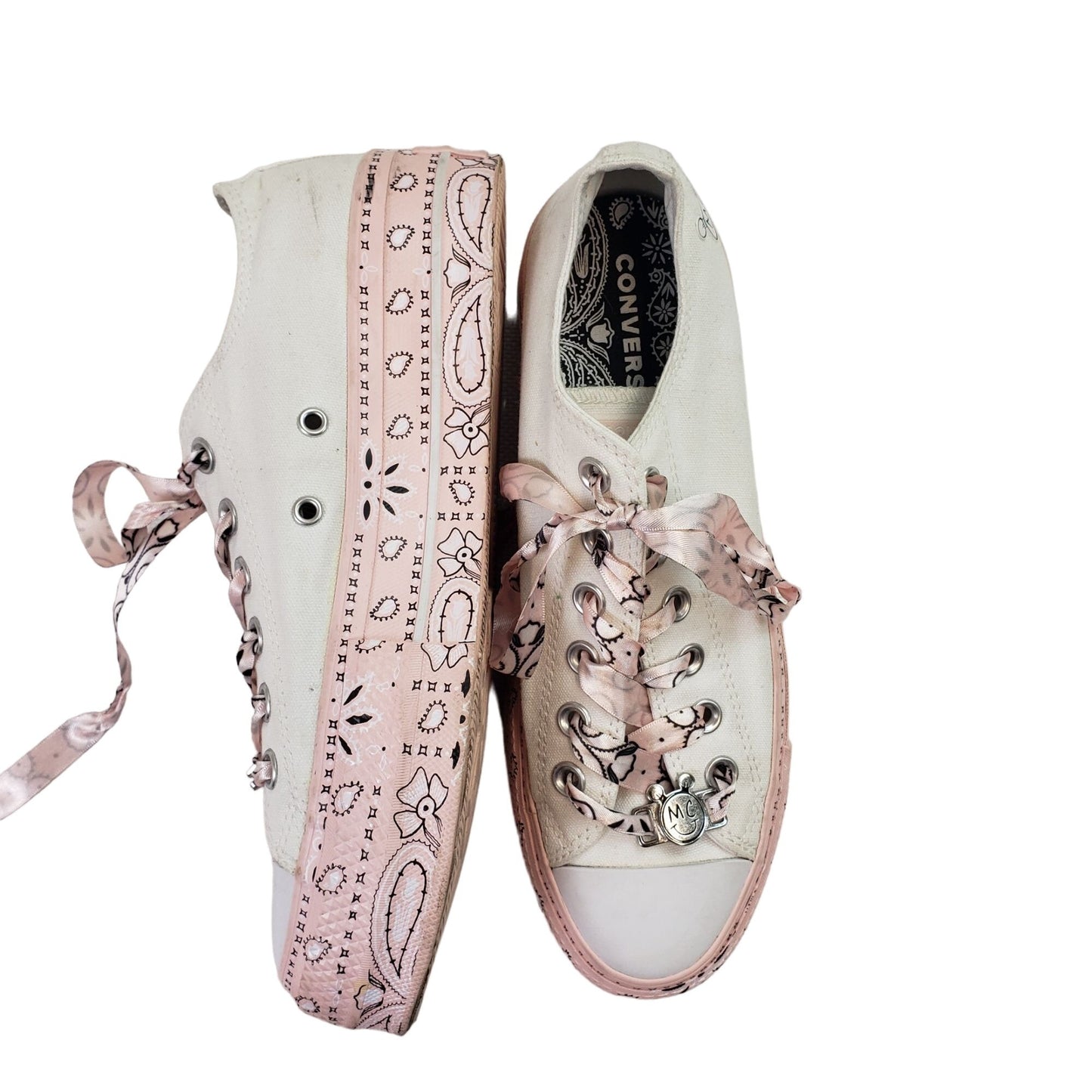 Converse x Miley Cyrus Limited Ed. Platform Sneakers White/Pink Bandana Size 7.5