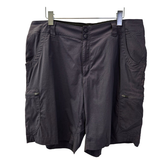 L.L. Bean Activewear Shorts with Zipper Pockets Size 16