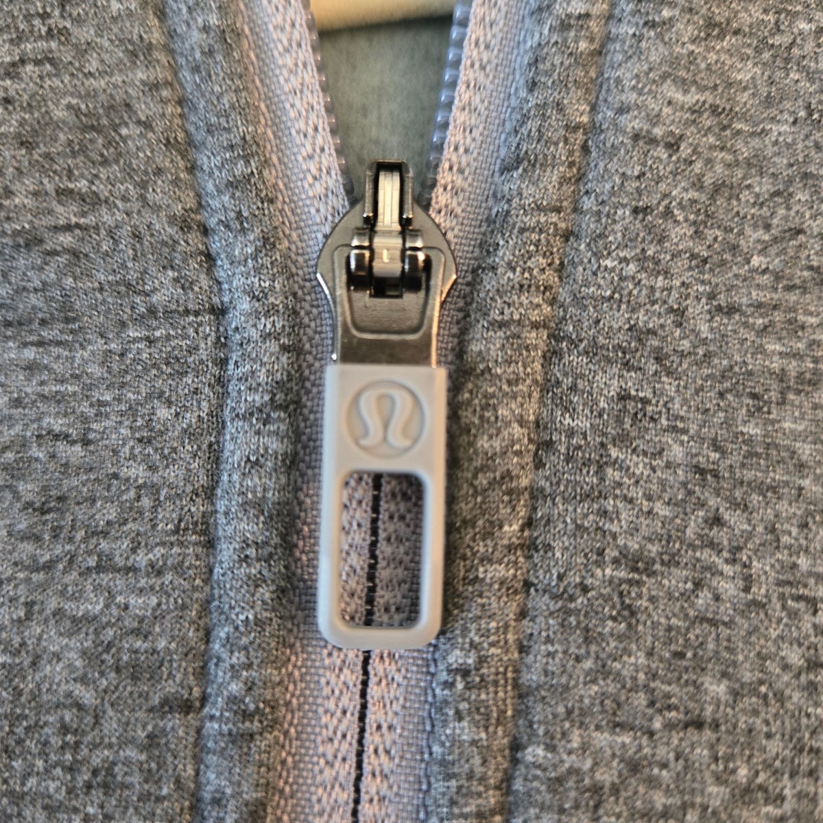 Lululemon Men's Sojourn Jacket Full Zip No Hood Size XL