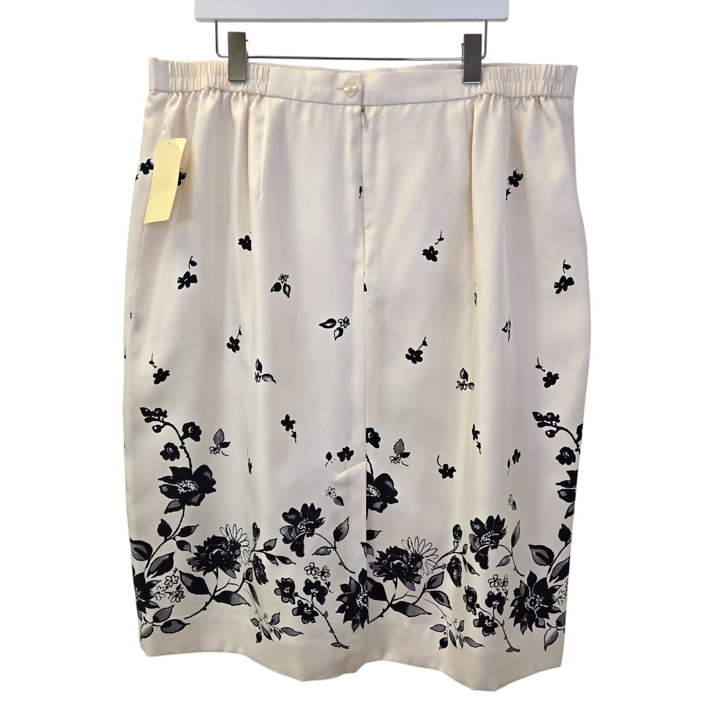 NWT Lord & Taylor 100% Silk Floral Pencil Skirt Size 22W