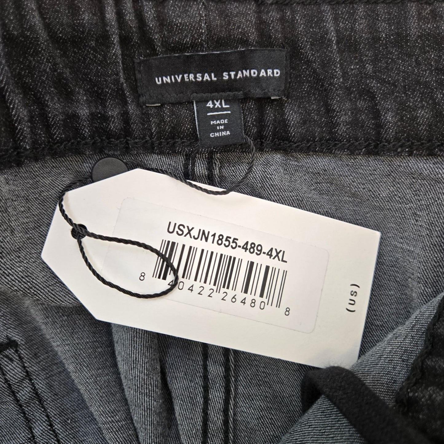 NWT Universal Standard Karlee Cargo Jeans in Black Size 4XL