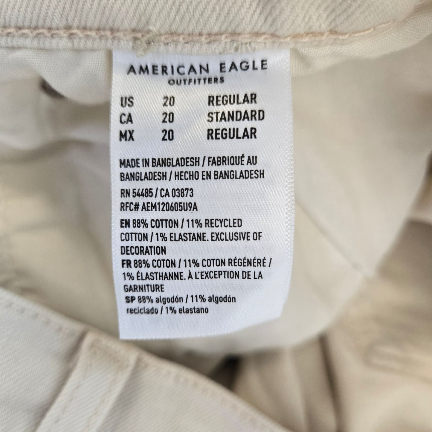 NWT American Eagle Wide Leg High Rise Stovepipe Jeans in Ecru Size 20