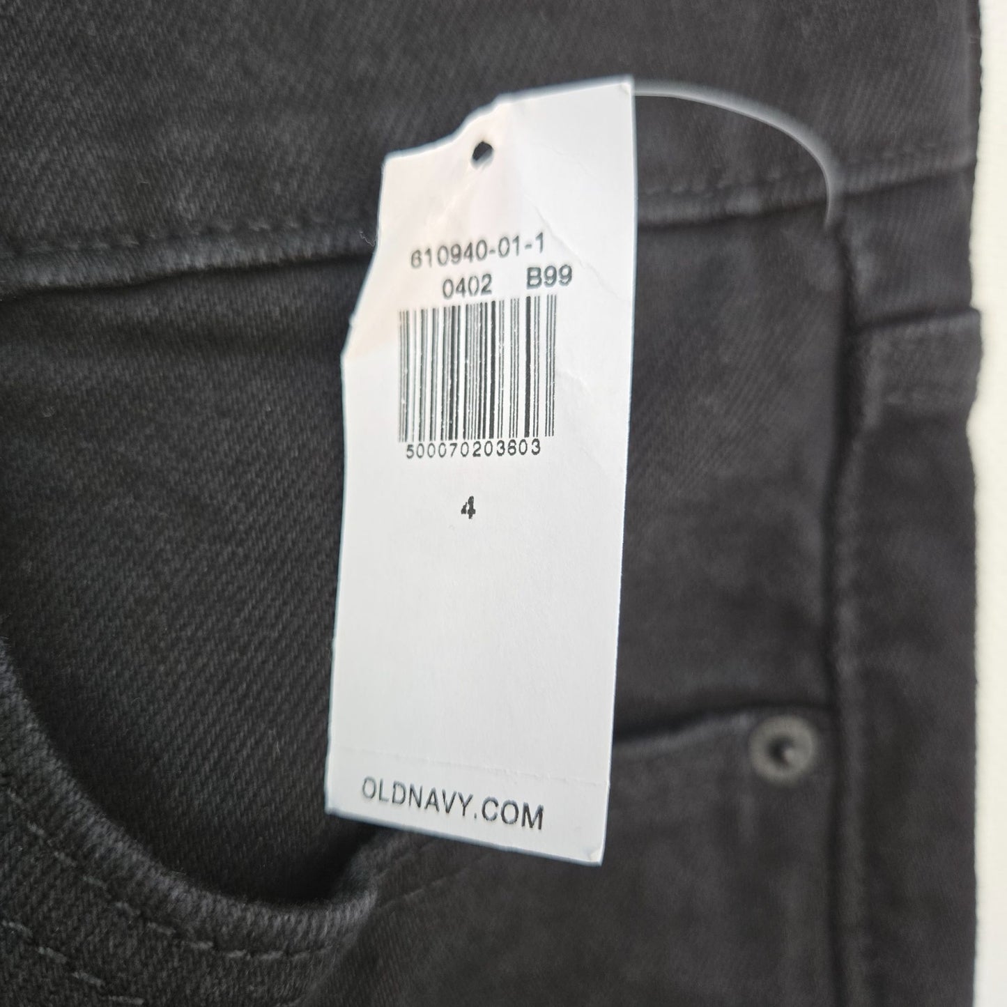 NWT Old Navy Extra High Rise Sky-Hi Straight Jeans Size 4