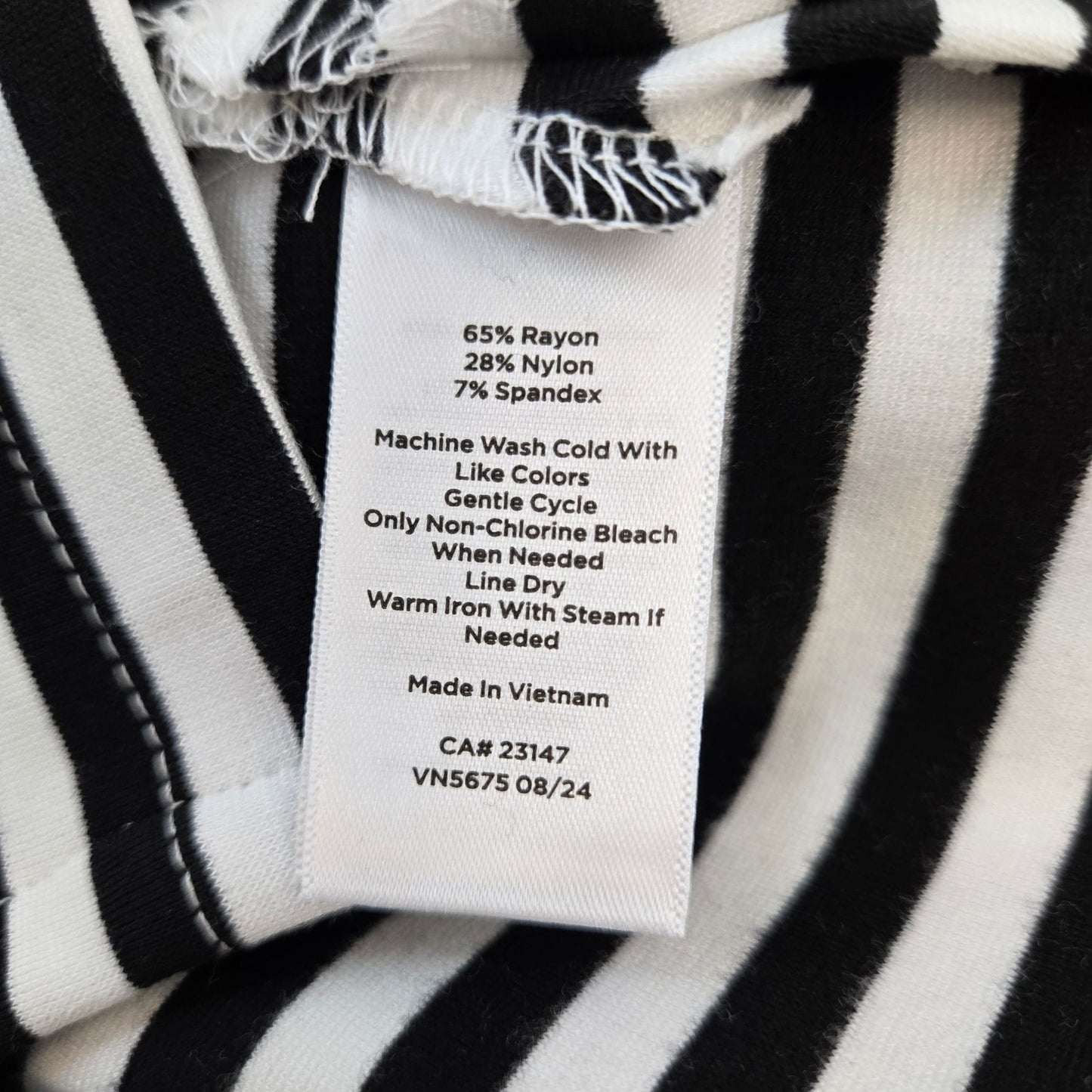 NWT Talbots Effortless UltraKnit Zip Back Mockneck Top Size Large