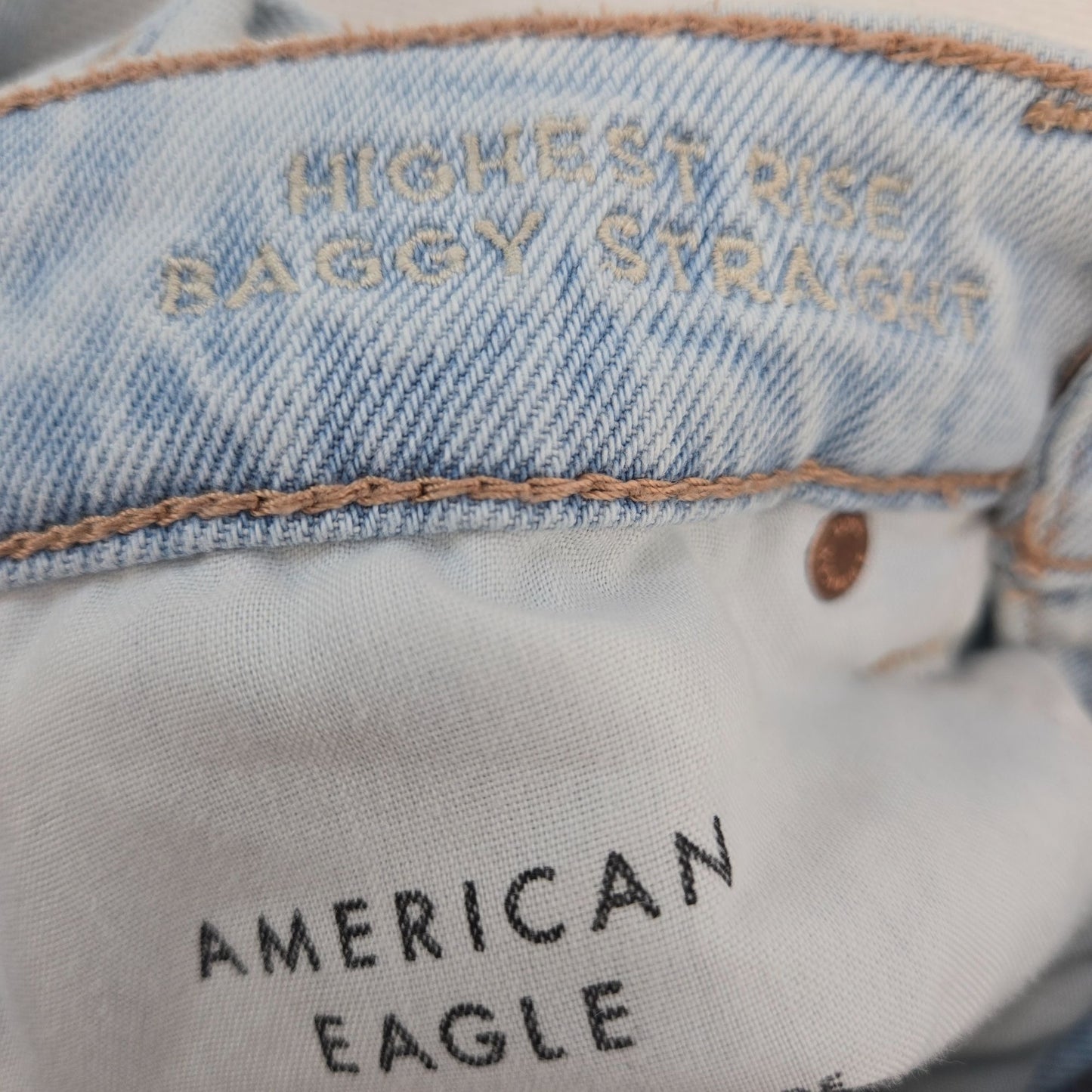 American Eagle Strigid Highest Rise Baggy Straight Fit Jeans Size 2