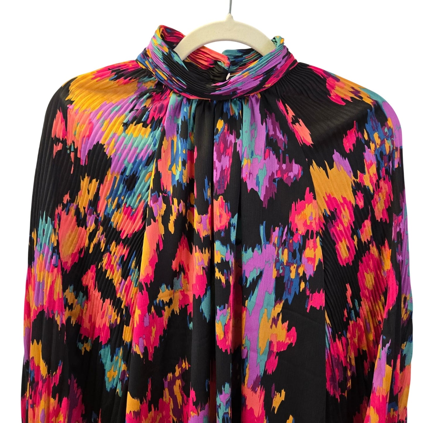 NWOT Hazel Hazel Watercolor Print Pleat Sleeve Blouse Size Medium