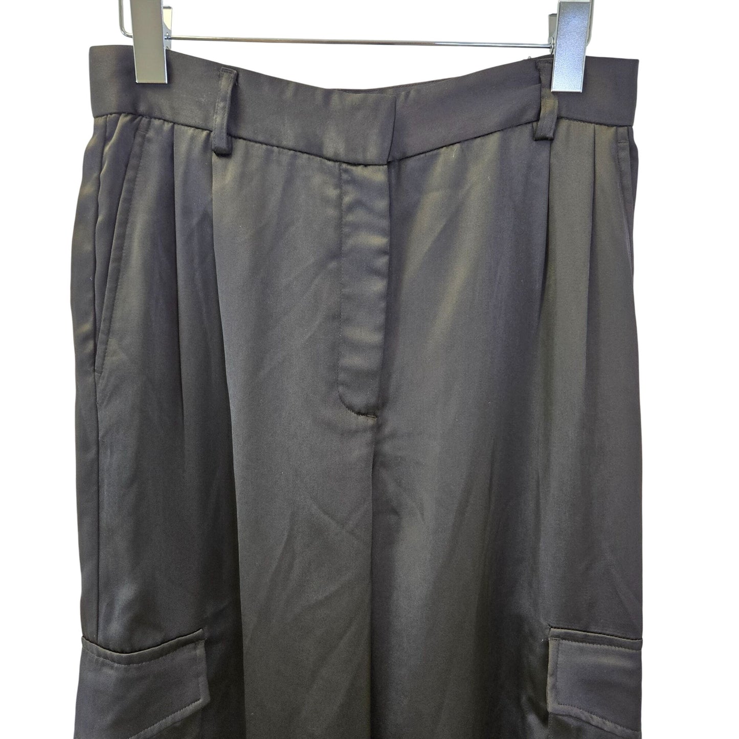 NWT Dynamite Izabel Satin High Rise Relaxed Leg Cargo Pants Size 4