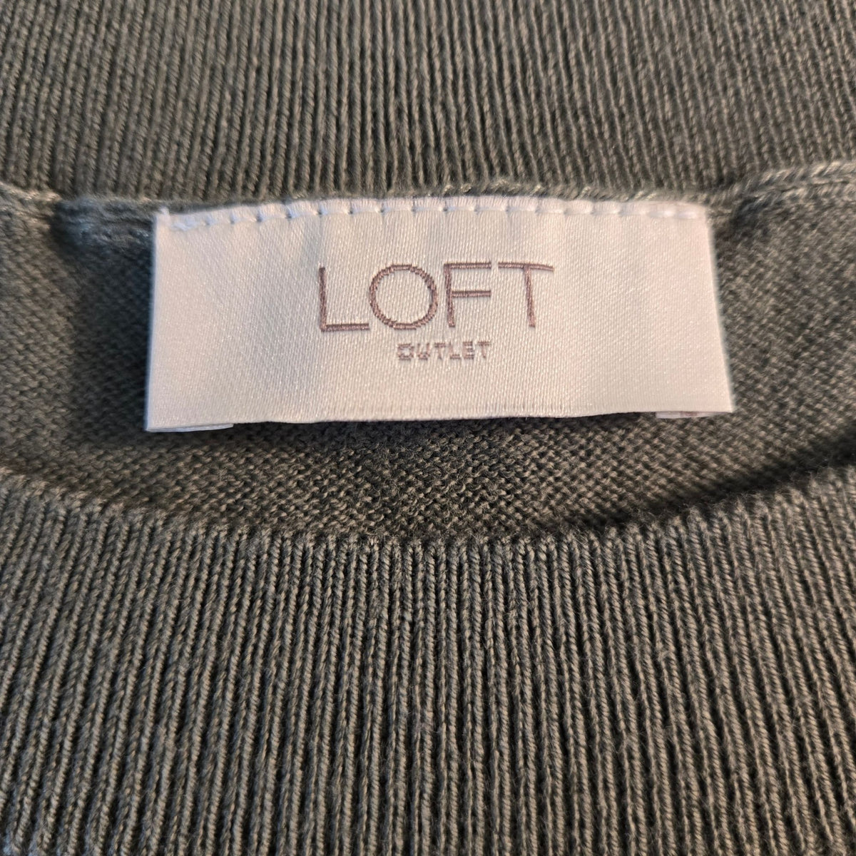 NWOT Loft Outlet 100% Cotton Star Embellished Crewneck Sweater Size Small