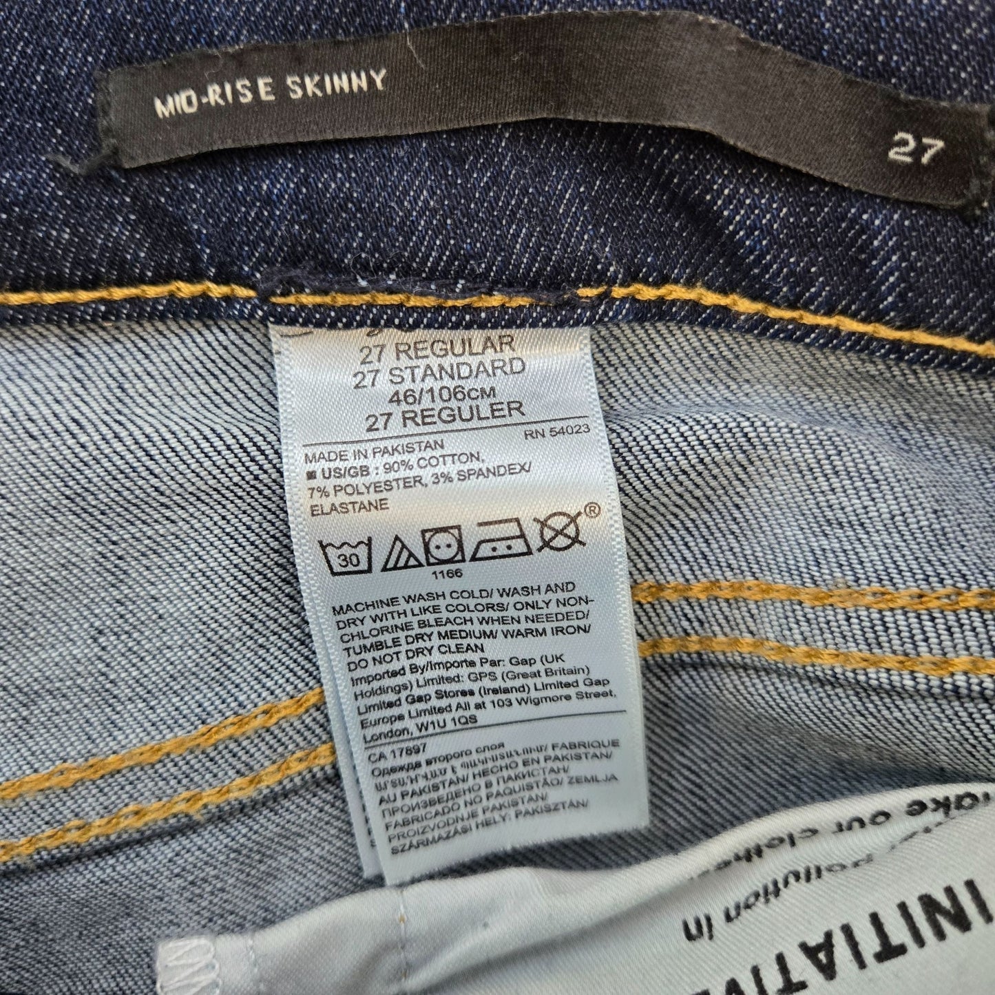 Banana Republic MR Skinny Haig Mid-Rise Raw Hem Jeans Size 27