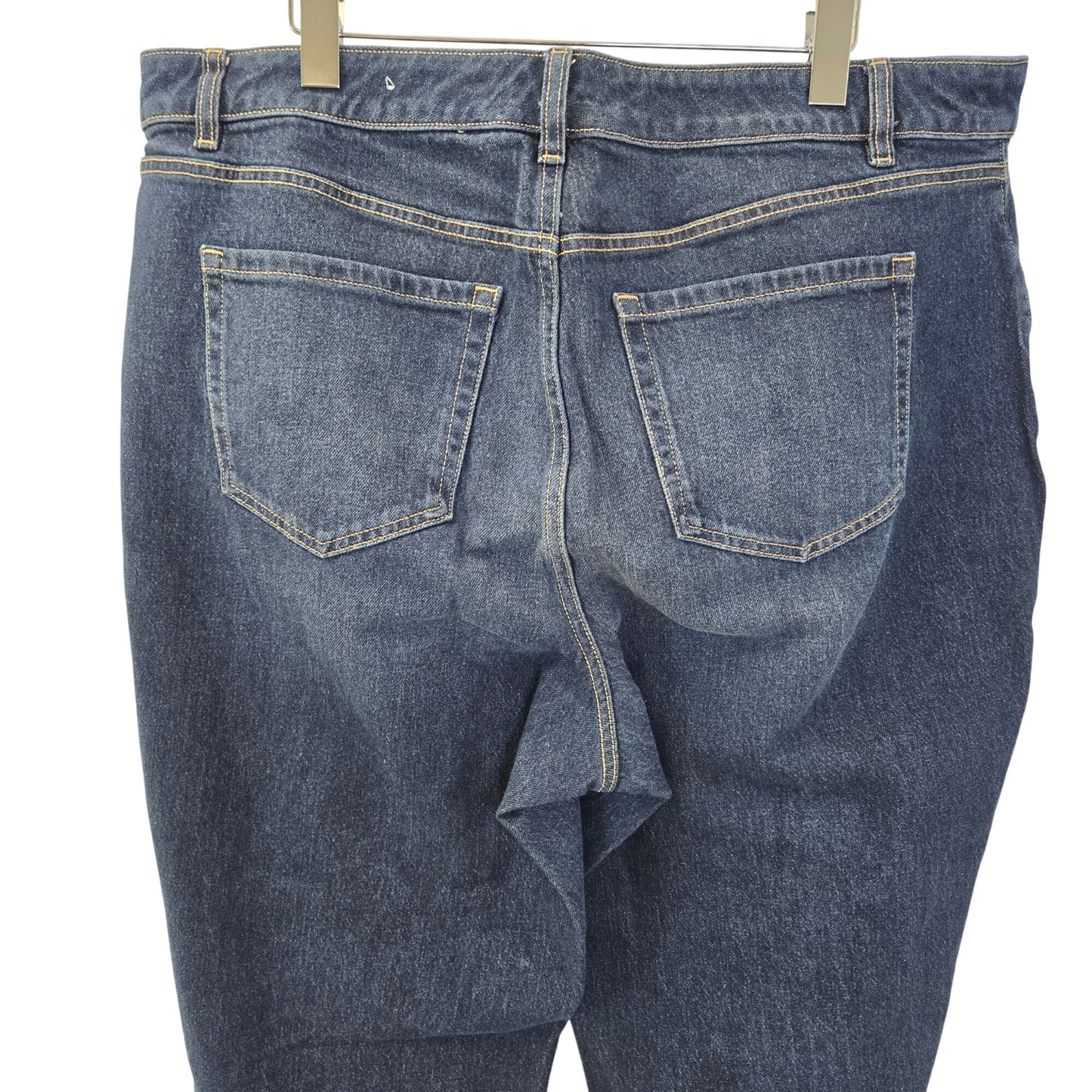 Lane Bryant Mid-Rise Boyfriend Flex Magic Waistband Jeans Size 16