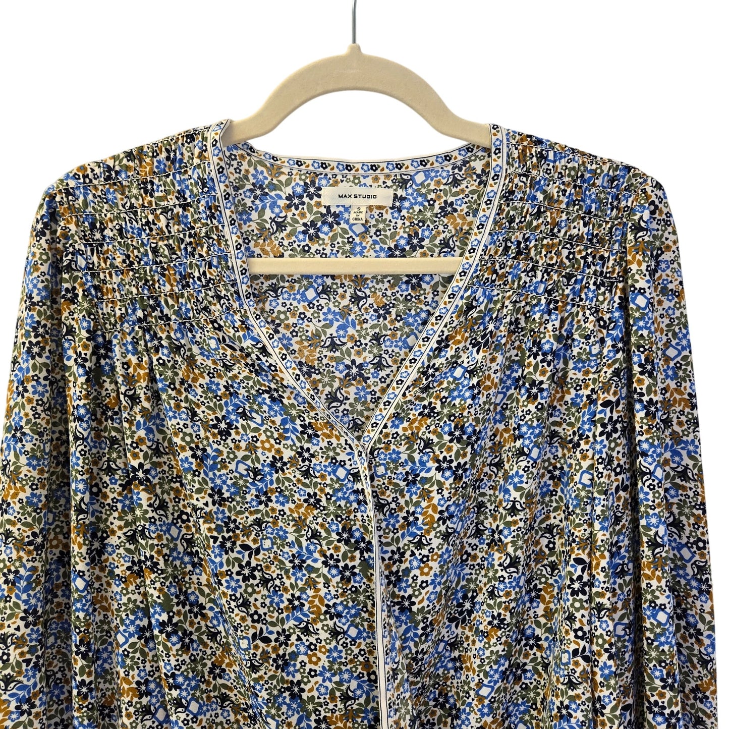 Max Studio Floral Faux Wrap Bodice Smocked Blouse Size Small
