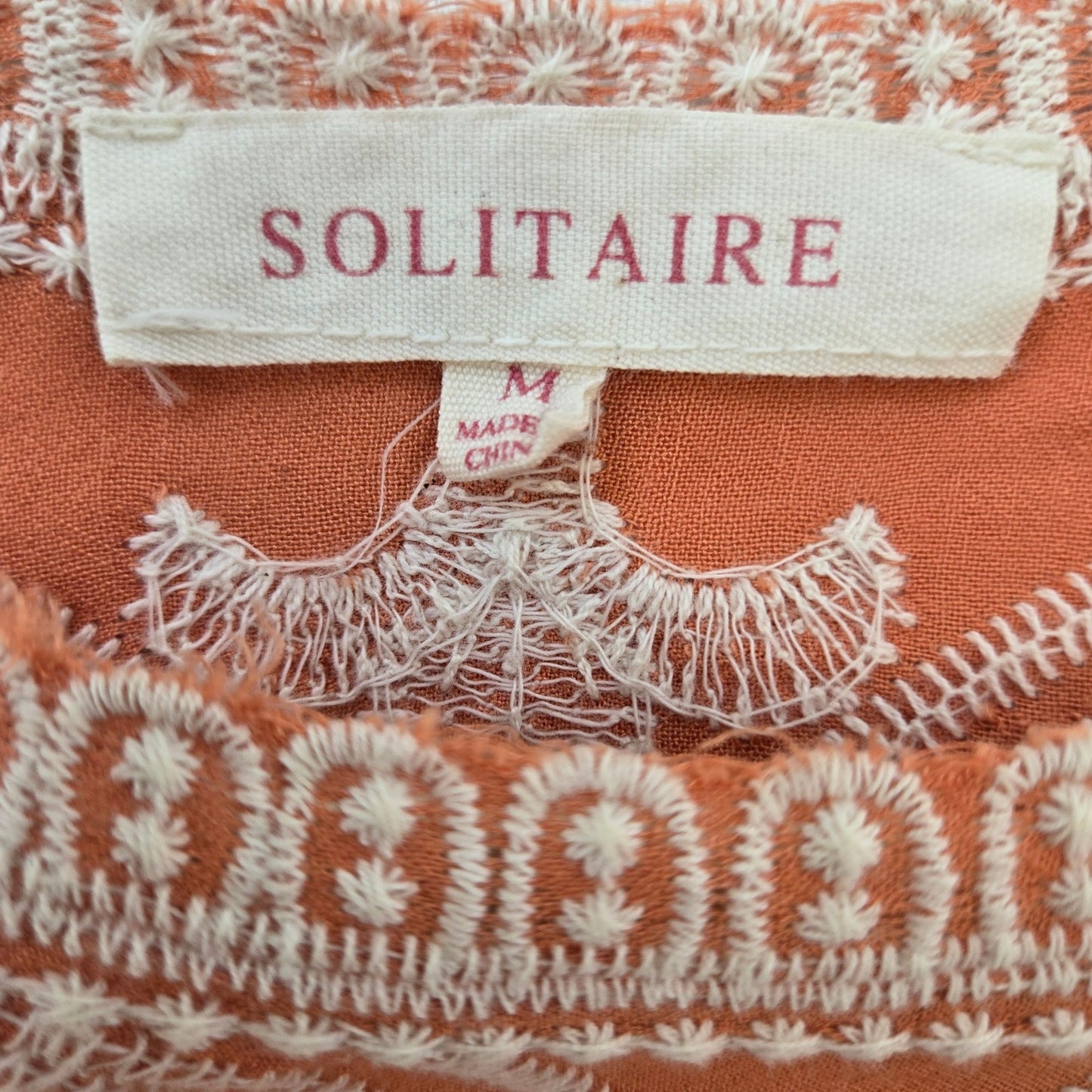 Solitaire Embroidered Handkerchief Sleeve Boho Top Size Medium