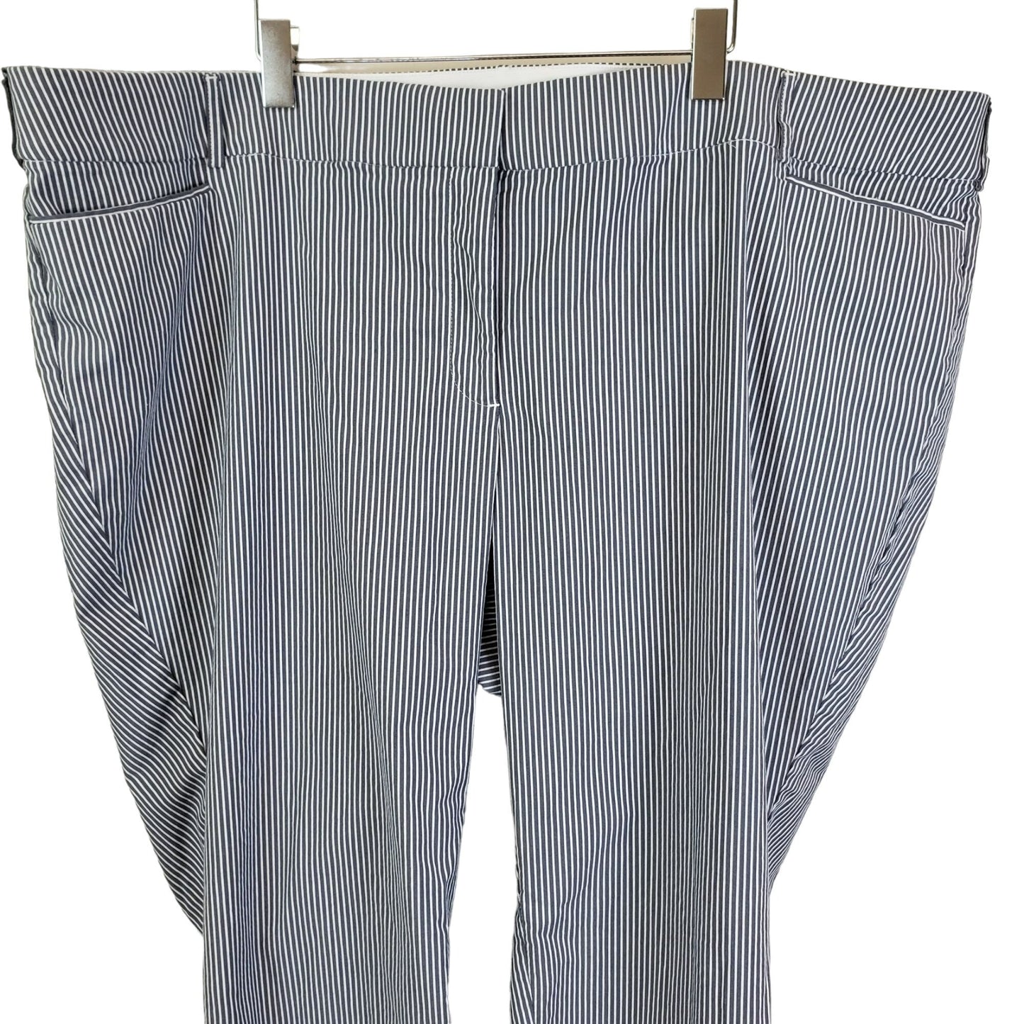 Lane Bryant The Deluxe Allie Striped Capri Pants Size 28