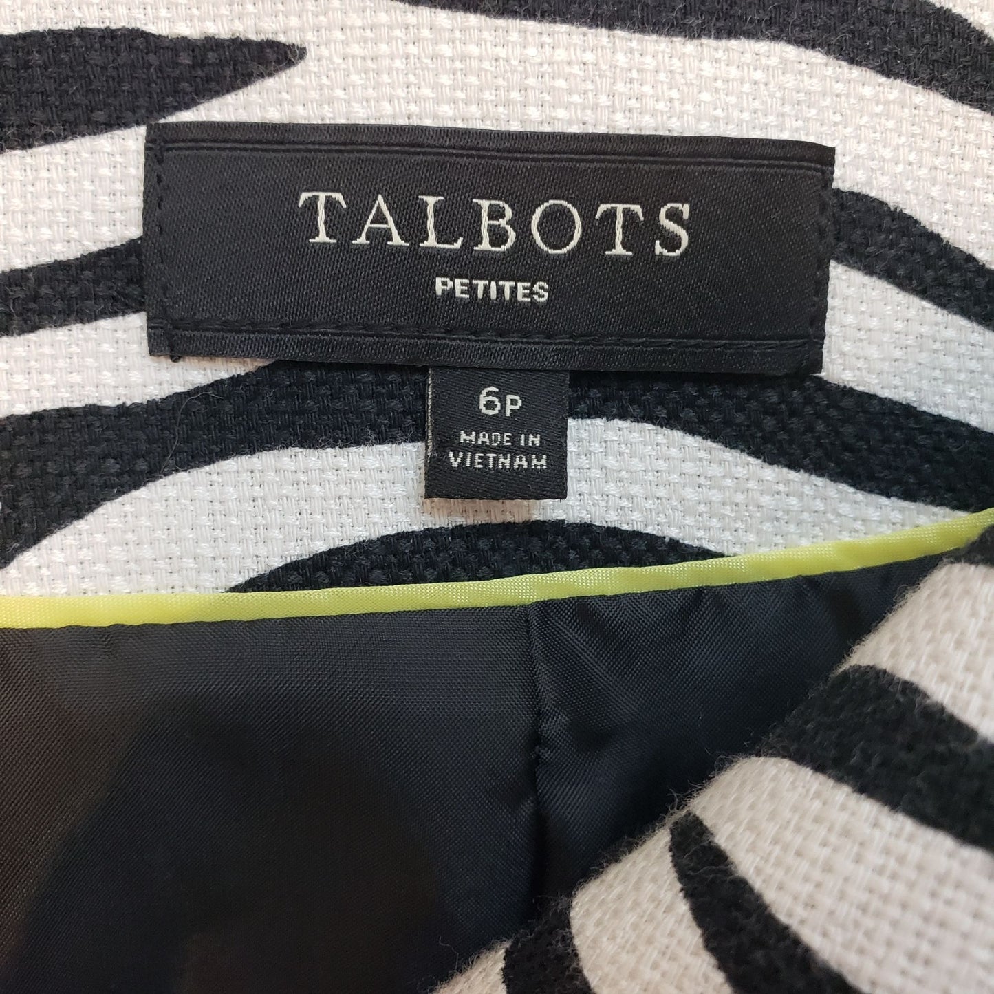 Talbots Petite Zebra Print Snap Front Jacket Size 6P