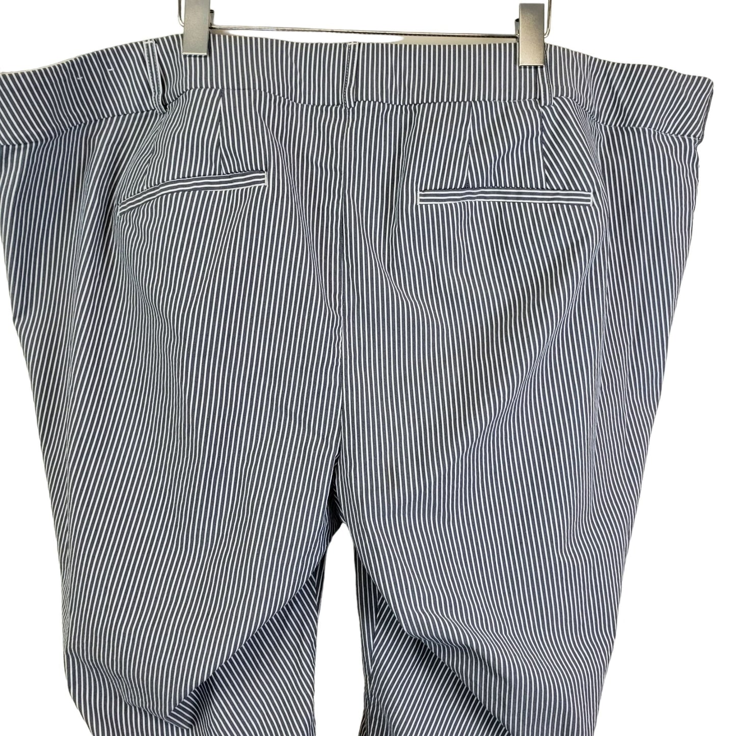 Lane Bryant The Deluxe Allie Striped Capri Pants Size 28