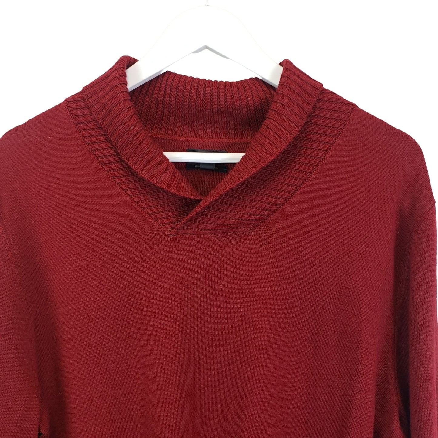 Apt. 9 Size Medium Merino Wool Blend Sweater in Maroon